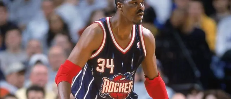 Houston Rockets number 34 in action