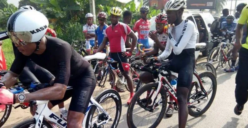Nigerian riders preparing at the start line