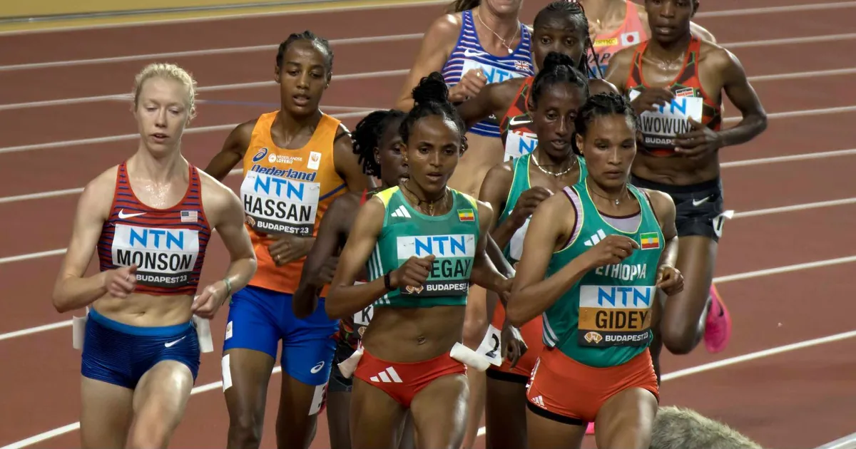 Runners in the women's 10,000m final at the 2023 World Championships