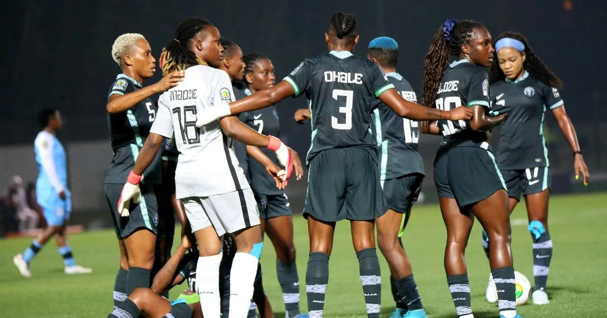 Nigeria's Super Falcons in a team huddle on the pitch